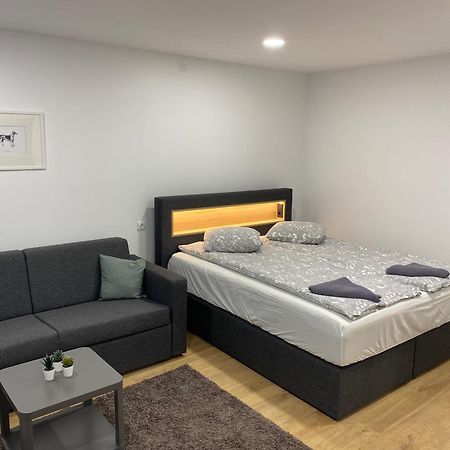 Akmene Center Apartment Naujoji Akmene Luaran gambar